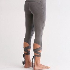 Manduka Flux Legging